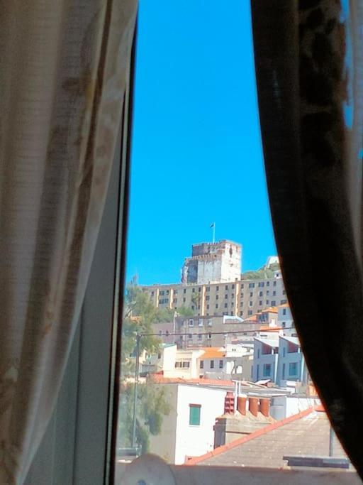 Best Location 2 Bed2 Bath W/Lift In Town! Gibraltar Exterior foto